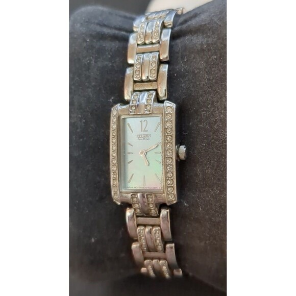 CITIZEN ECO-DRIVE G620 S019257 LADIES SS MOP DIAL CRYSTAL BEZEL BRACELET WATCH - Picture 2 of 4